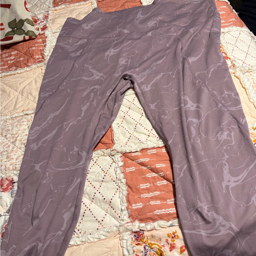All in Motion Lavender Swirl yoga Leggings 4x